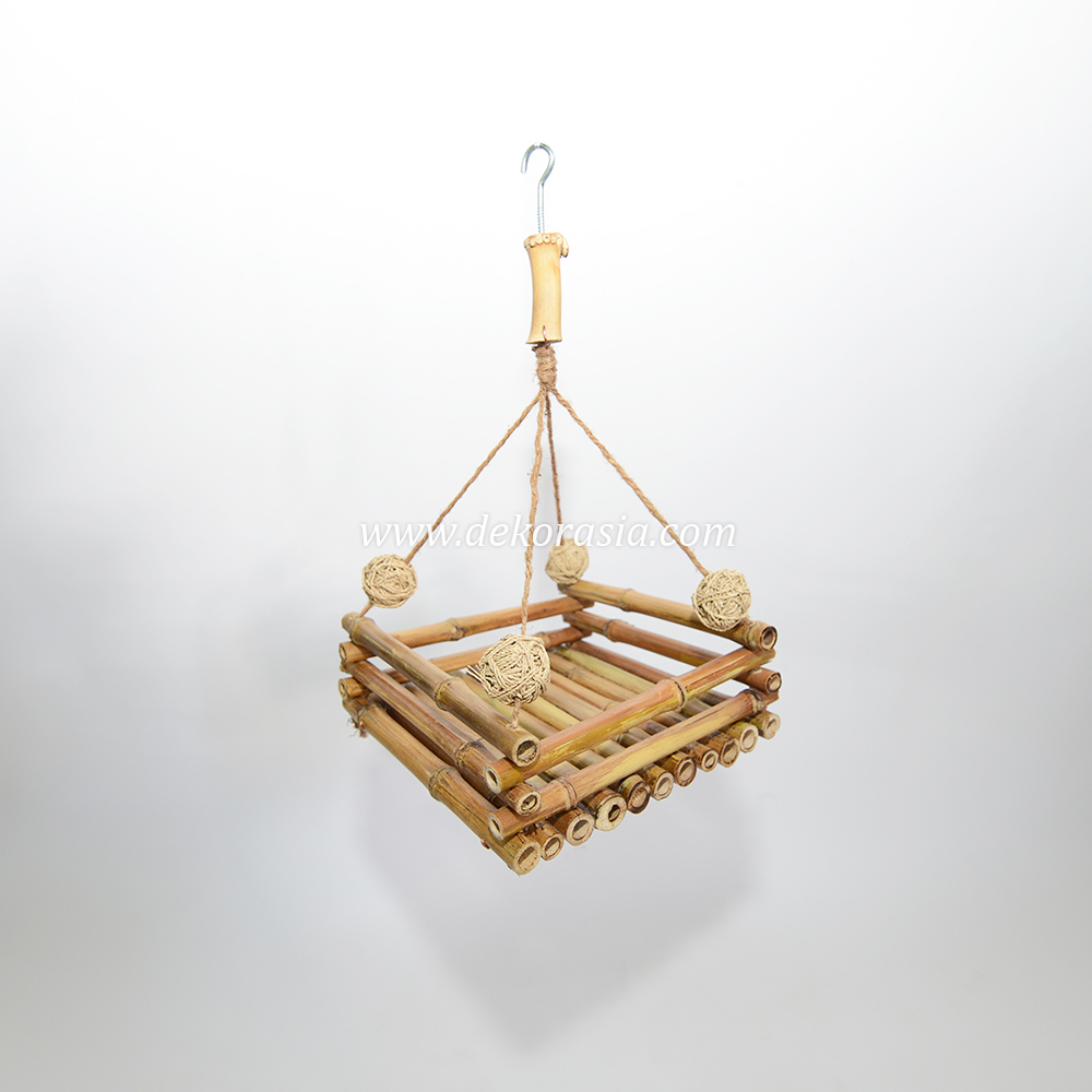 The Bird Perch is crafted from high-quality, sturdy Bamboo and coconut fiber
